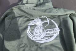 Sweat shirt vert avec logo wheelarchery